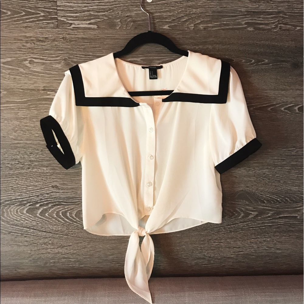 Forever 21 Short Sleeve Cream and Black Top