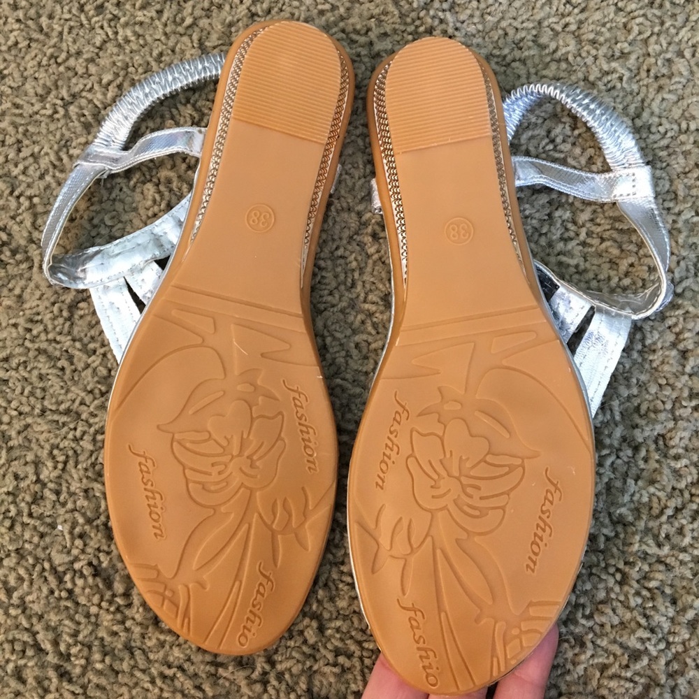 Silver sandals - Picture 3 of 5