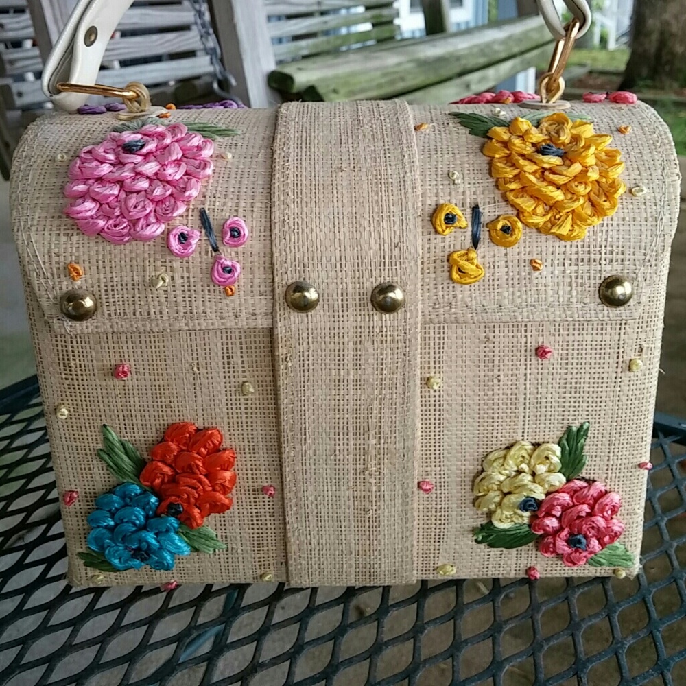 Purse - Picture 3 of 3