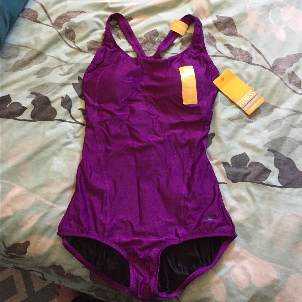 Speedo one piece swimsuit NWT