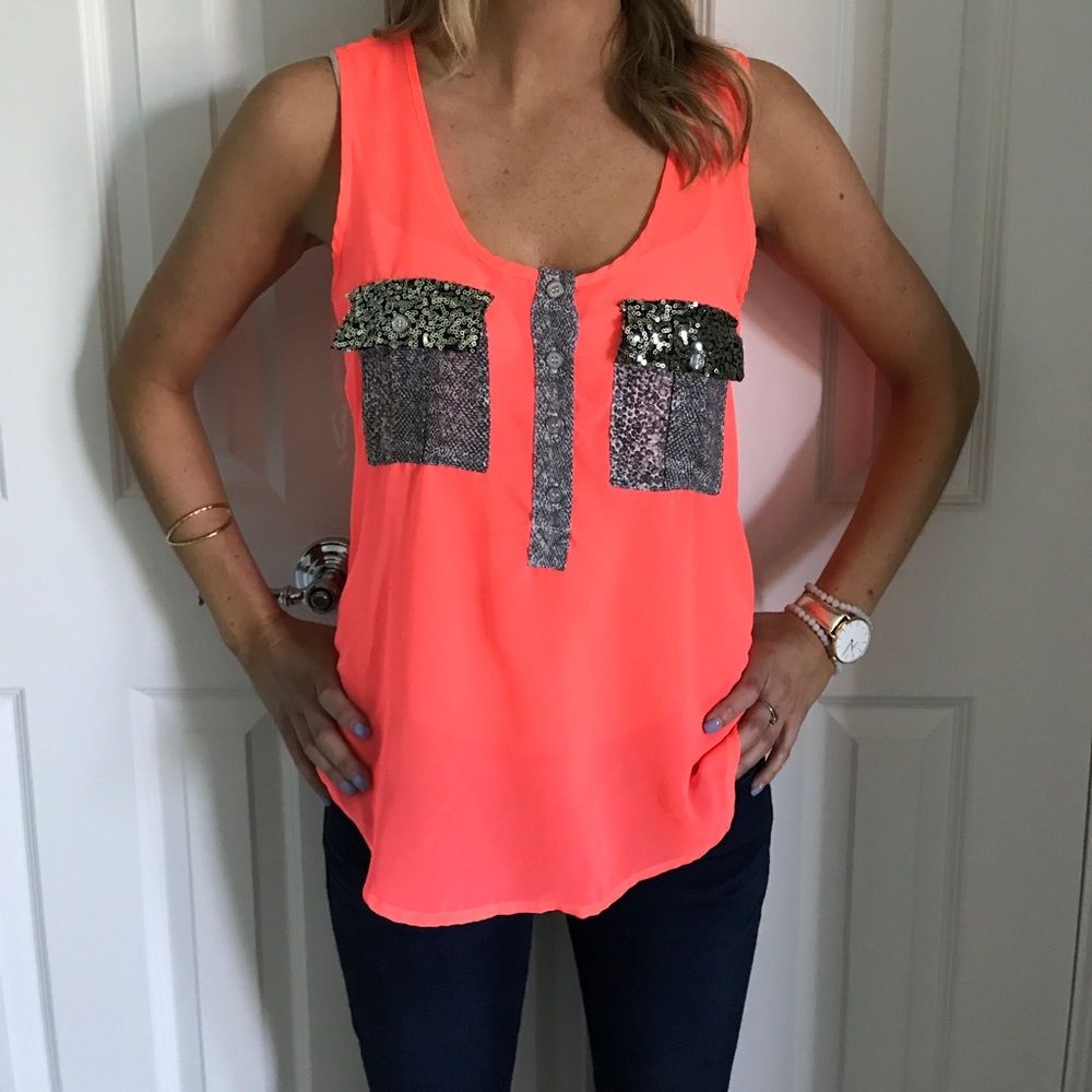 Daytrip tank