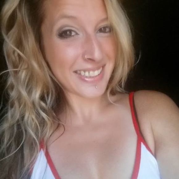 Meet your Posher, Tara - Picture 1 of 1