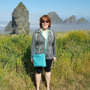 Meet your Posher, Donna