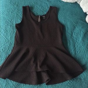 Sleeveless peplum top