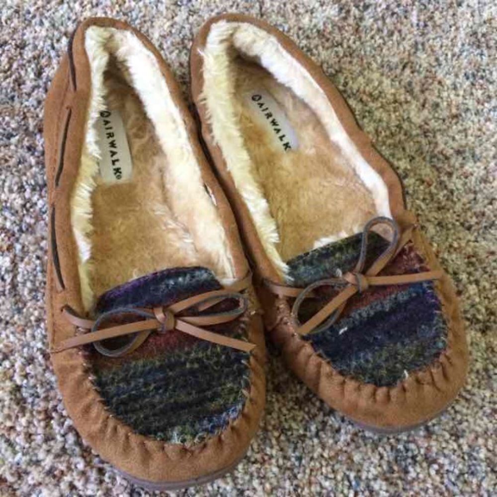 NWOT Moccasins