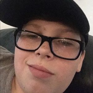 Meet your Posher, Carson