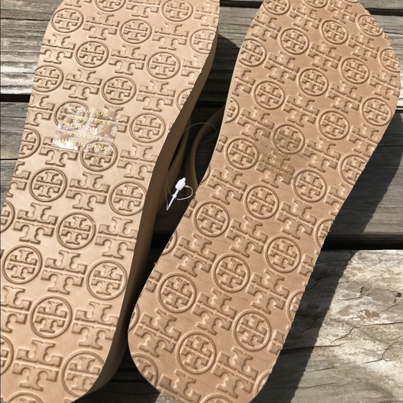 Tory Burch Flip Flops🌴 Price Firm🌴1 Left - Picture 6 of 6