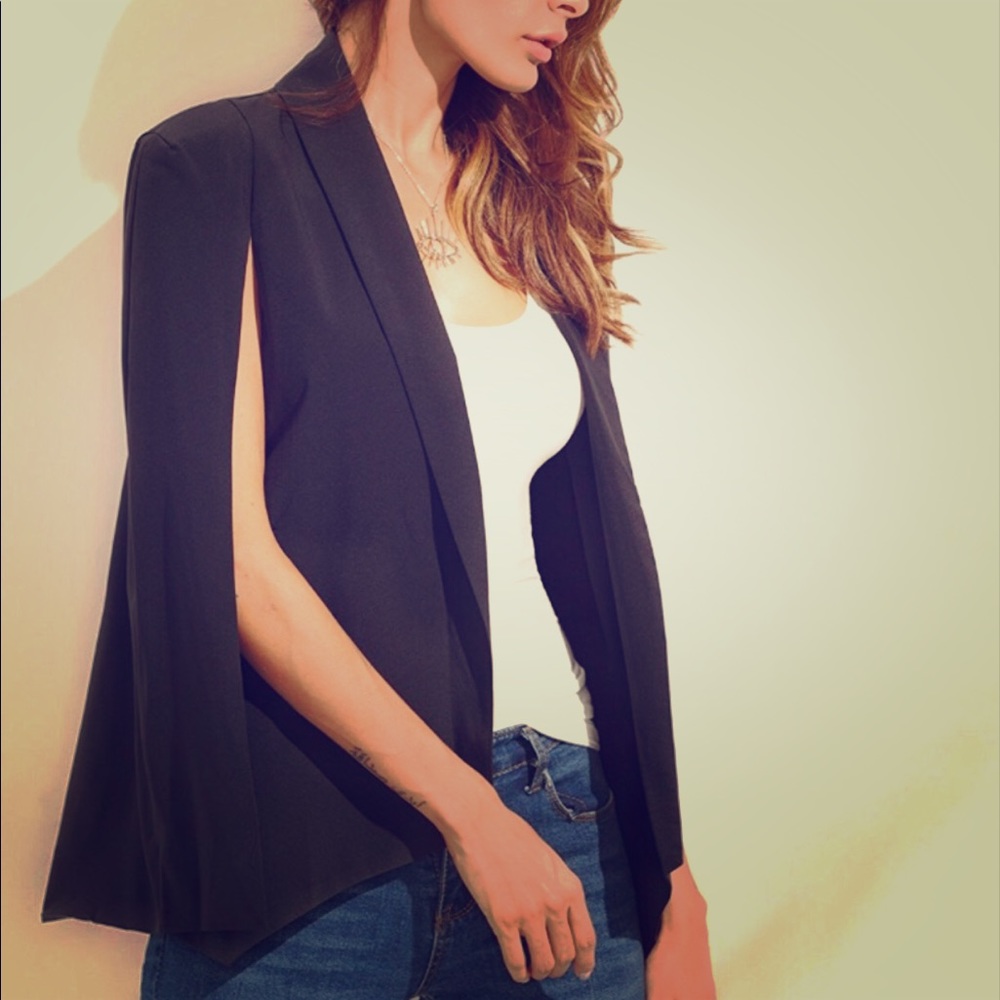 Black Blazer cape size Large