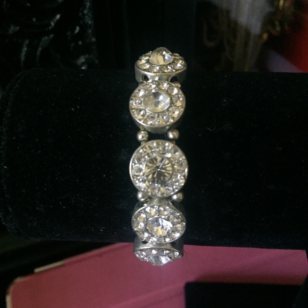 Formal Jewel Bracelet