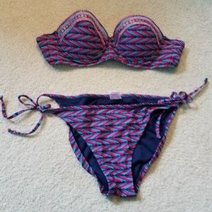 Geometric swim set with sequin detail