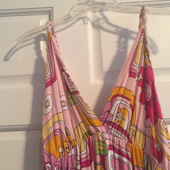 Beautiful pastel colored mini dress - Picture 2 of 4