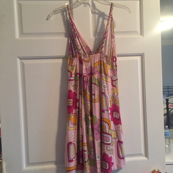 Beautiful pastel colored mini dress - Picture 4 of 4