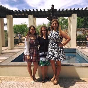 Meet your Posher, Yessica