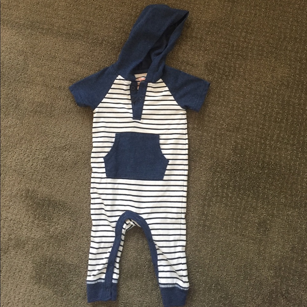 Baby boy romper, NWOT