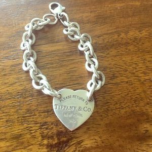 Please return to Tiffany heart bracelet