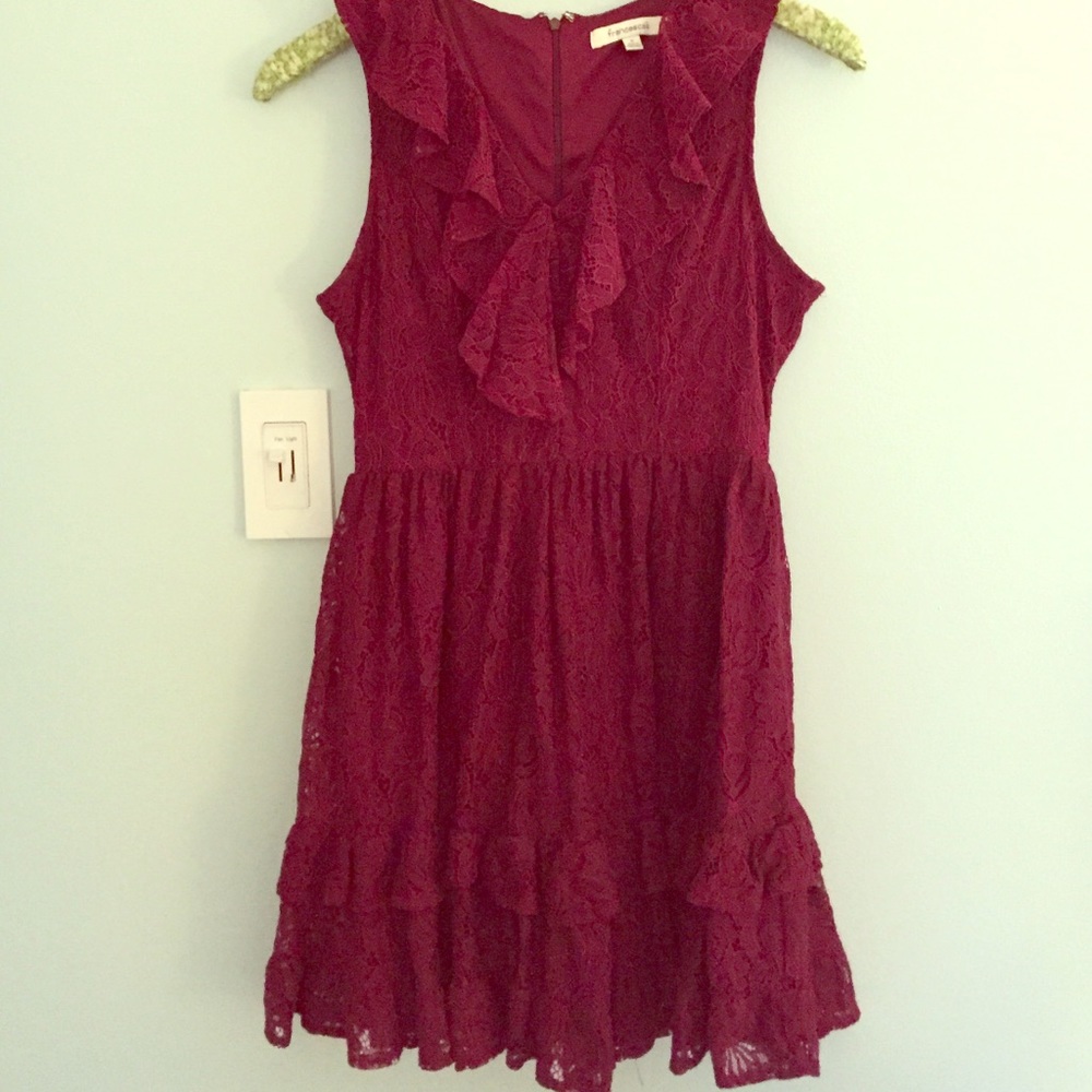 Francescas dark red lace ruffle dress