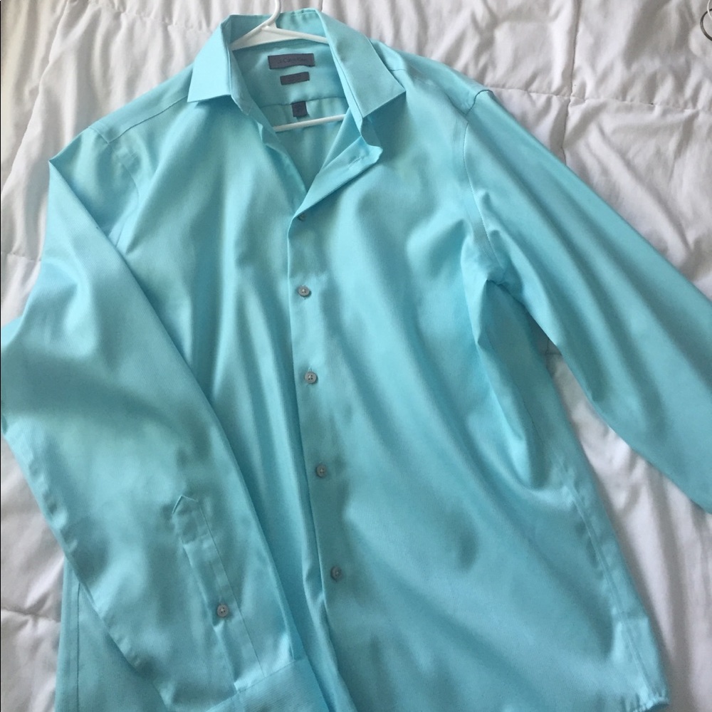 Calvin Klein Size 15 1/2- 34-35 slim fit