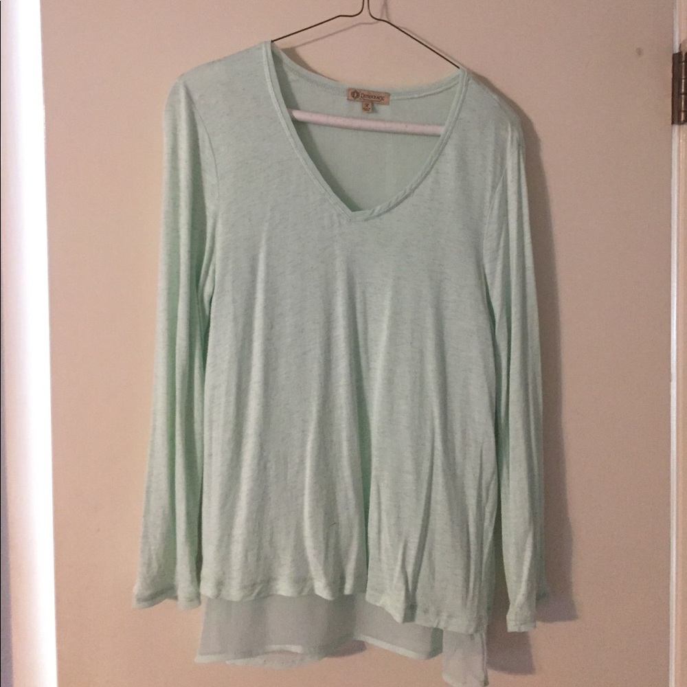 Lightweight cotton shirt