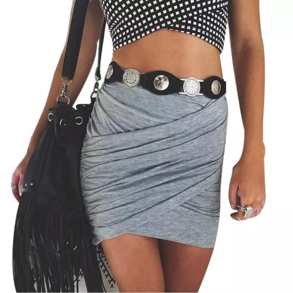 DONATING MAKE ANY OFFER Olive Green Mini Skirt - Picture 3 of 7