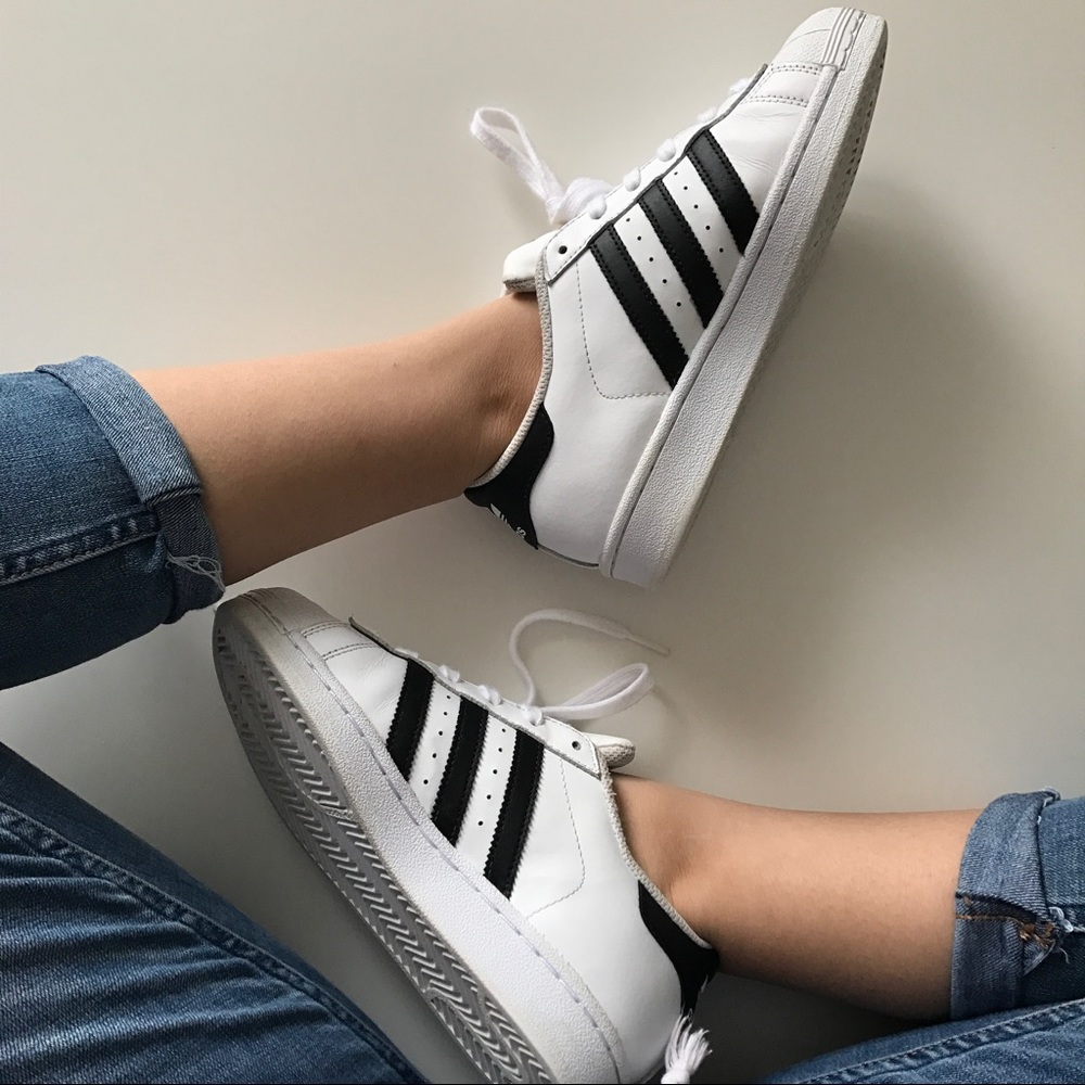 ⚡️Flash Sale⚡️Adidas Superstar Shoes