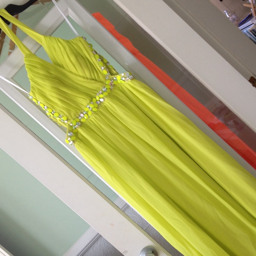 Neon yellow colored prom dress NWT