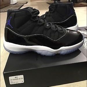 Jordan Space Jam 11s