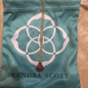 Kendra Scott Necklace•