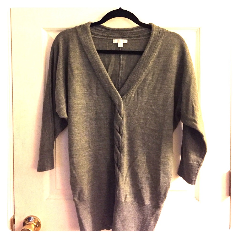 NY&Co Gray v-neck sweater