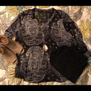 a.n.a. Black and White Top