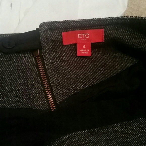 Stretch Denim Pencil Skirt - Picture 4 of 5