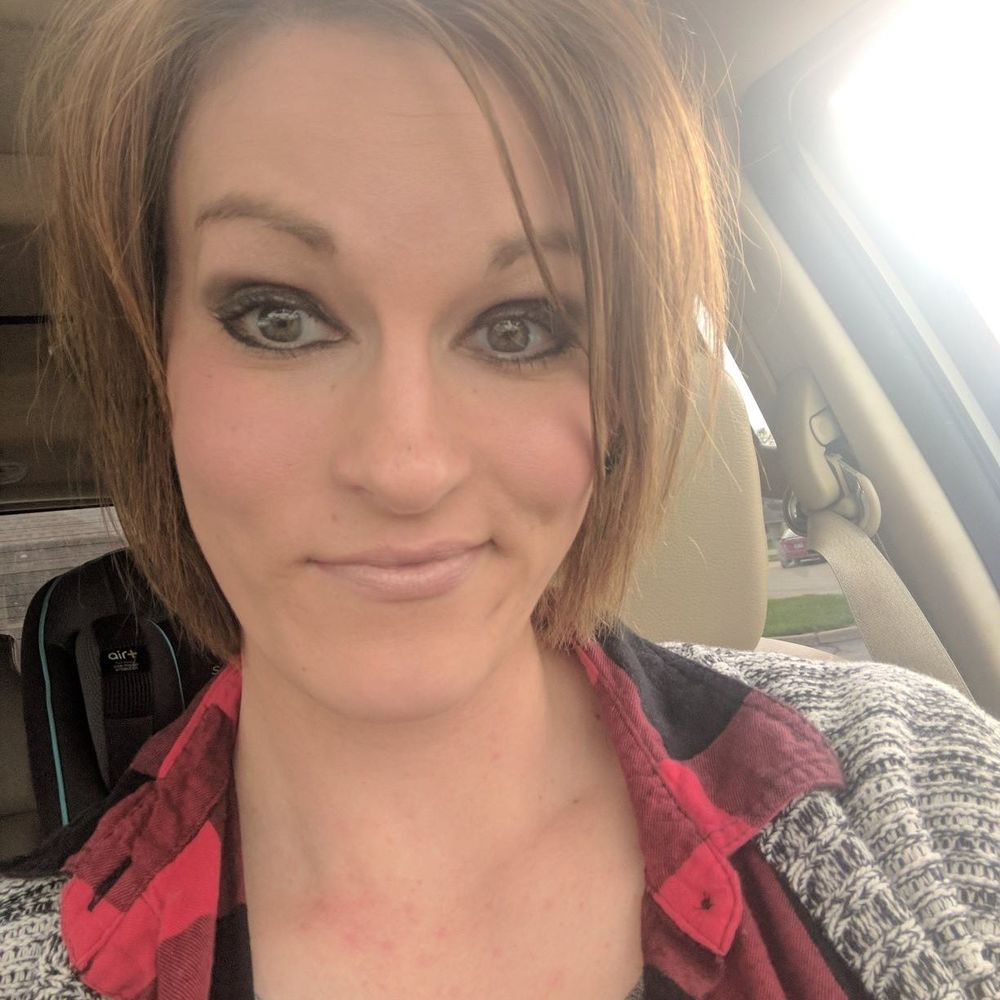 Meet your Posher, Lyndy