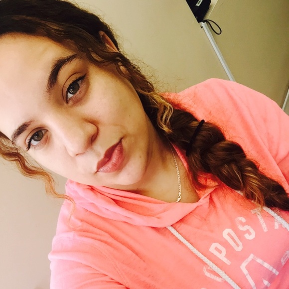 Meet your Posher, Luz - Picture 1 of 1