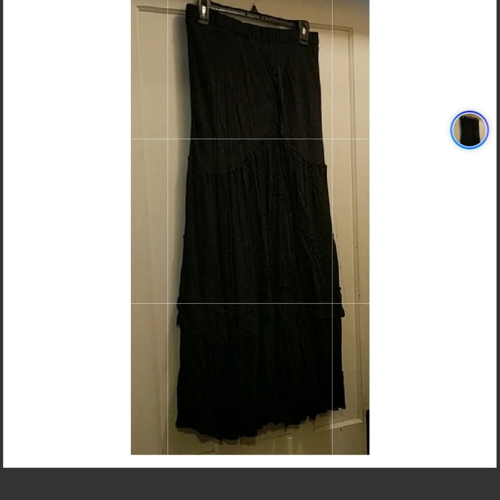 Beautiful Solitaire Black Tiered Skirt Large NWT !