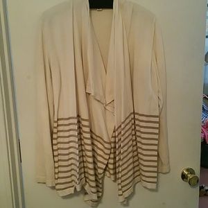 Cascade front sweater