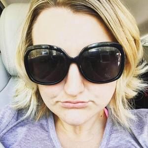 Meet your Posher, Brittney