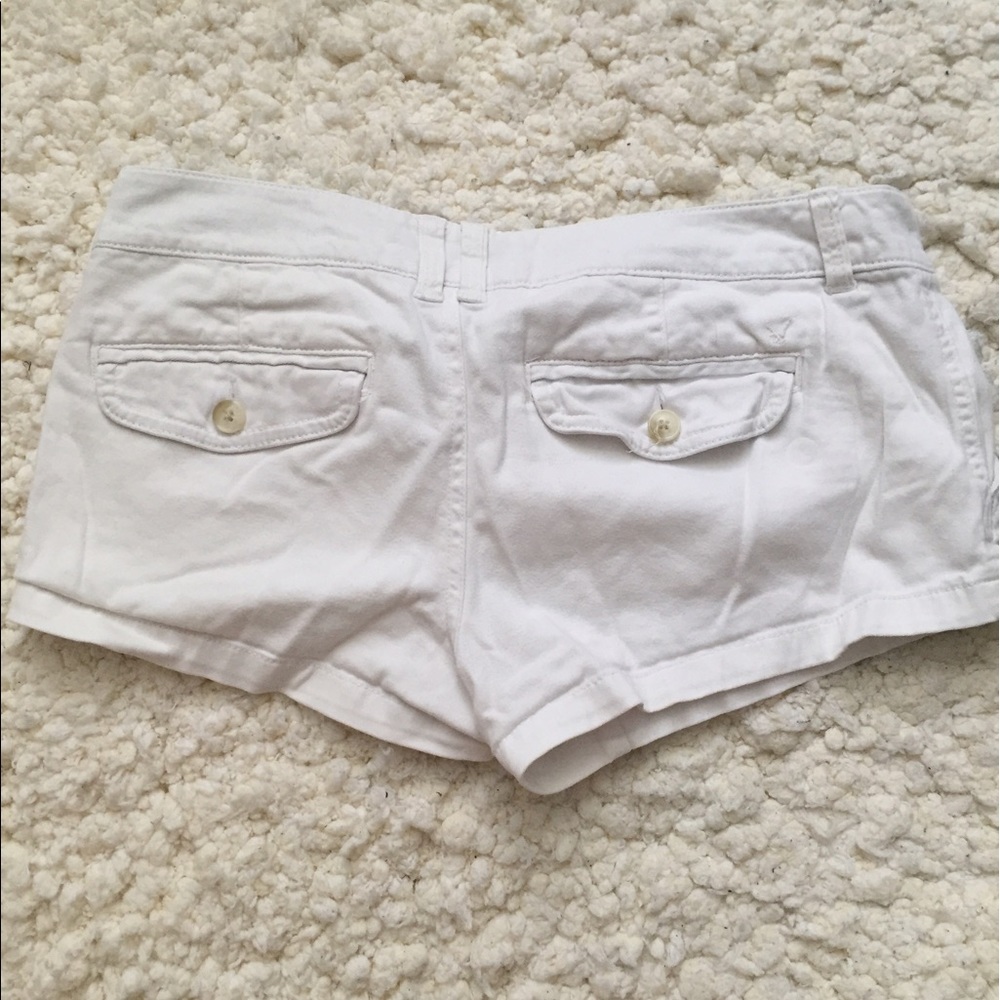 Shorts - Picture 2 of 3