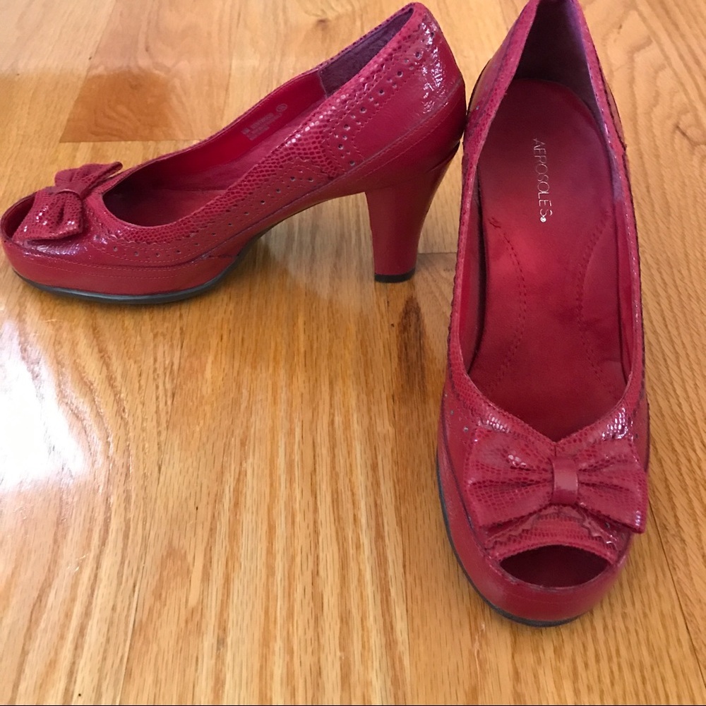 Aerosoles Red Peep Toe Pump