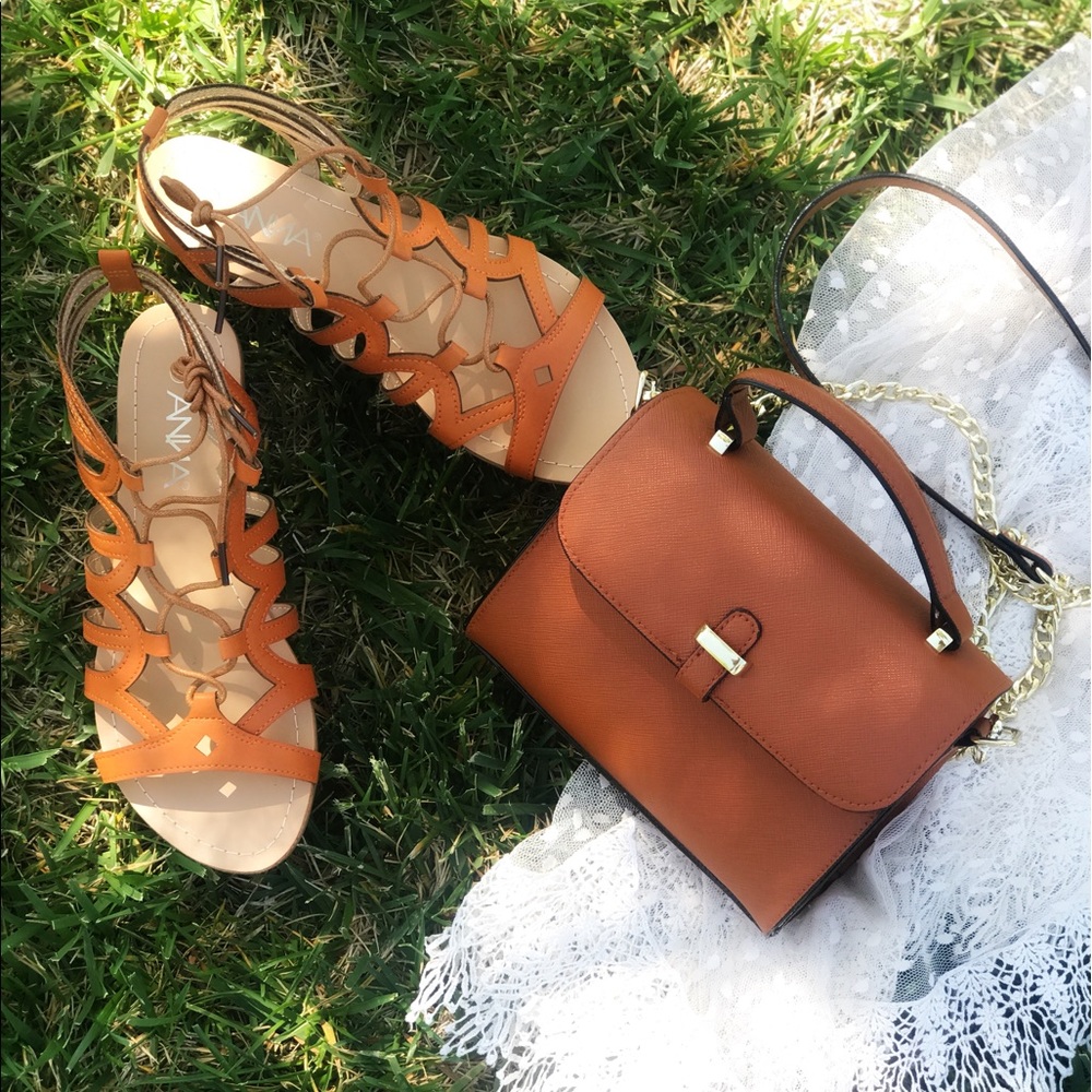 FLASH SALE Boho Chic Strappy Lace Tie Flat Sandals