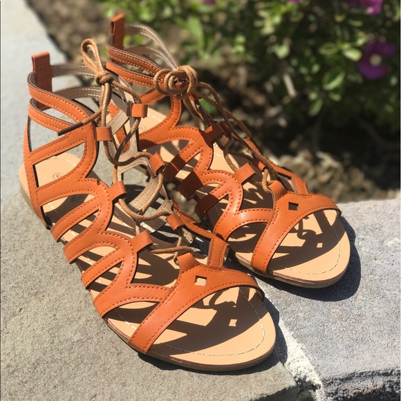 FLASH SALE Boho Chic Strappy Lace Tie Flat Sandals - Picture 4 of 8