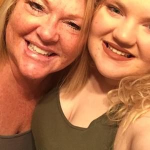 Meet your Posher, Lori