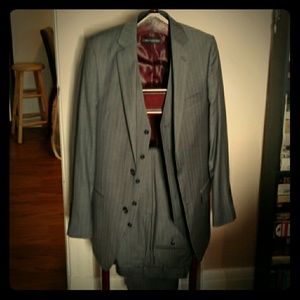 Gino Valentino 3-piece suit grey pinstripe