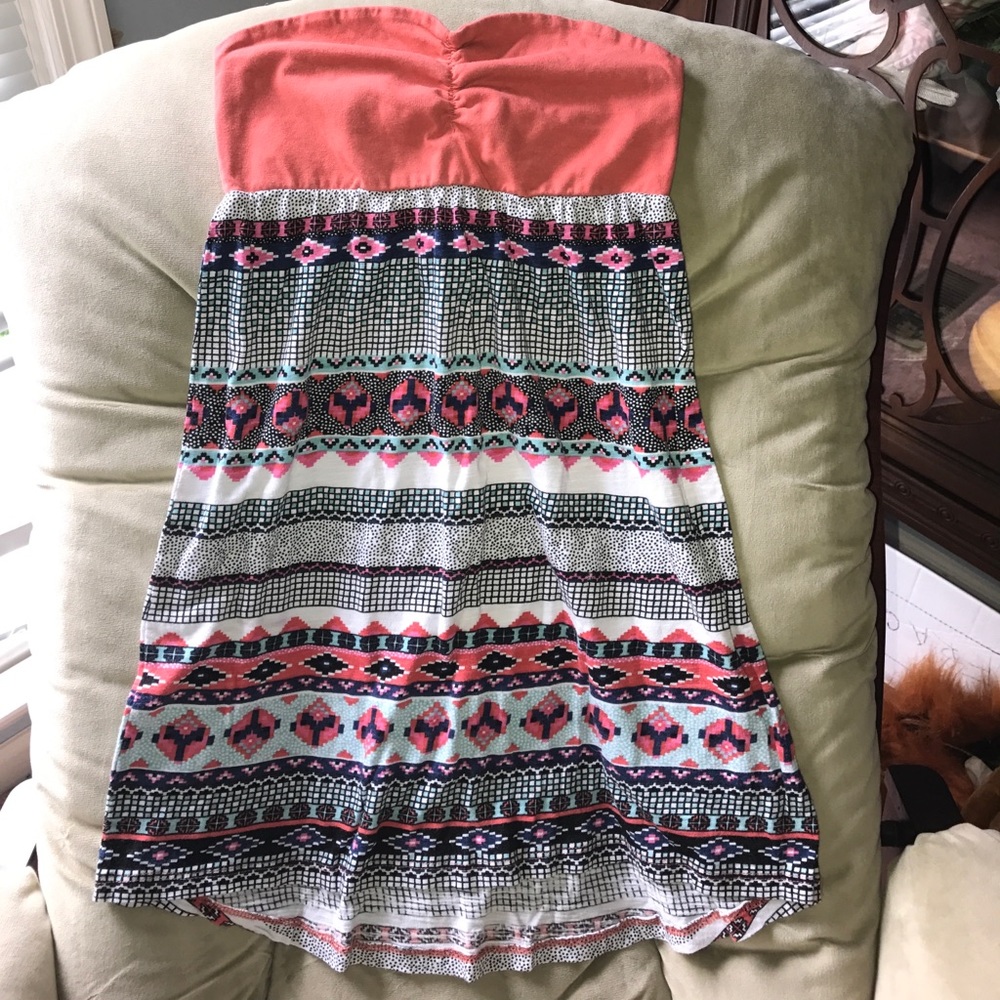 Patterned Dress - Picture 1 of 1