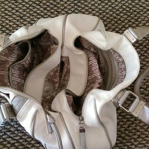 JLO JENNIFER LOPEZ

 shoulder bag/purse - like new