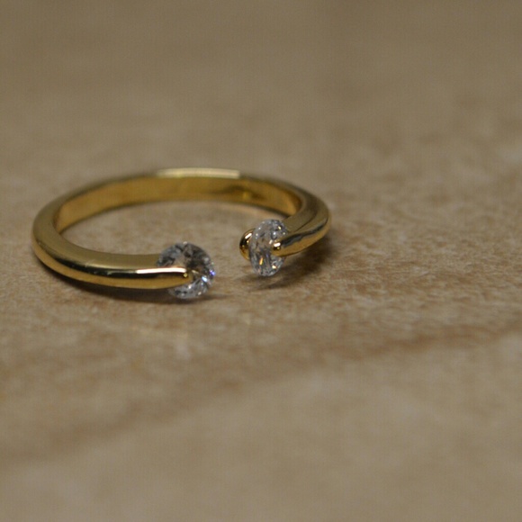 Back In!! New Gold CZ Gem Adjustable Ring - Picture 5 of 5