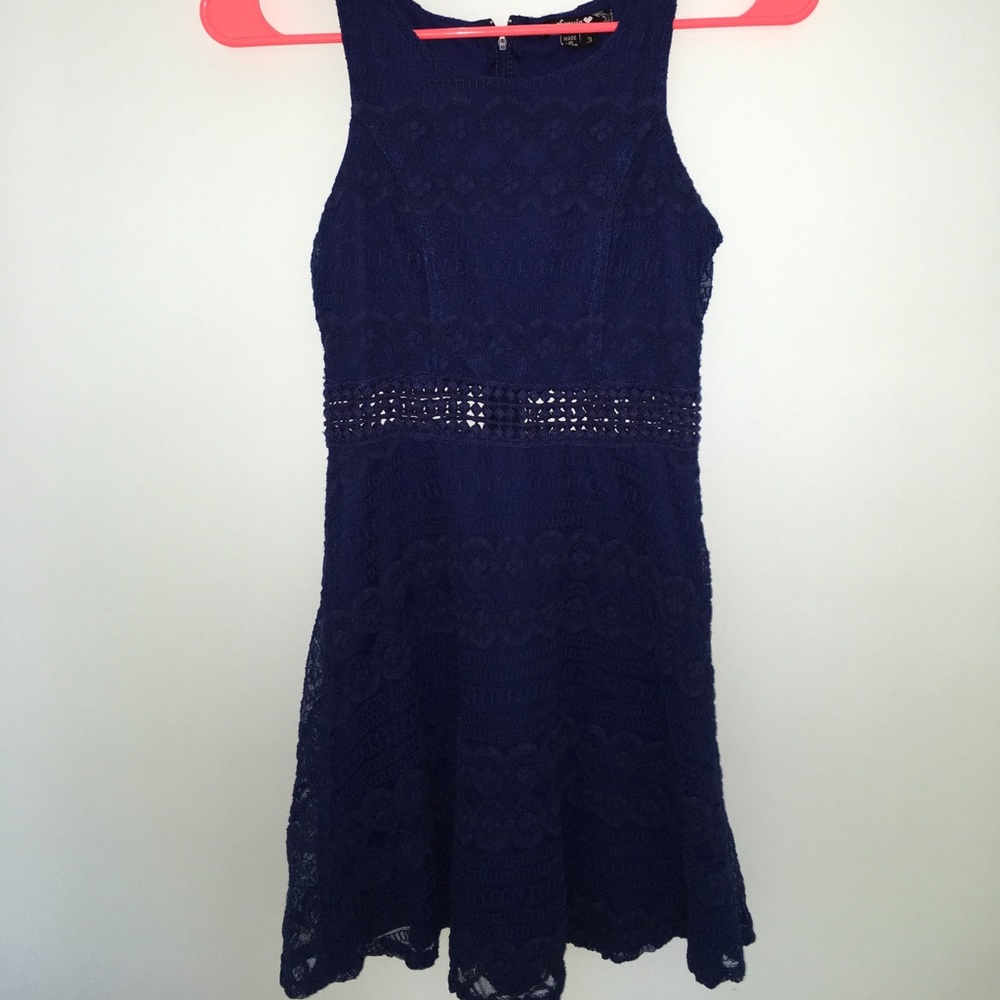 Women's small blue lace dress