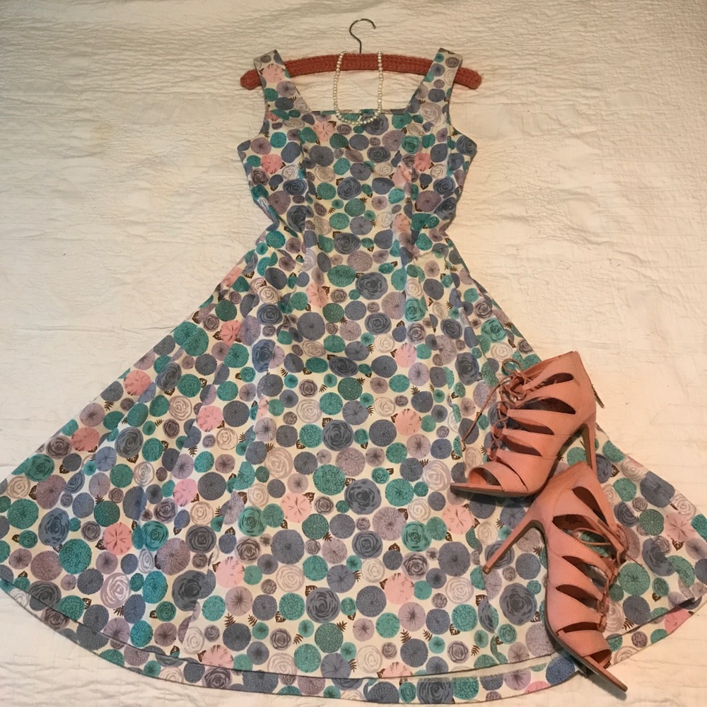 REDUCED💲Retro Vibe Dress