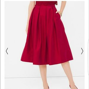 Pleated skirt