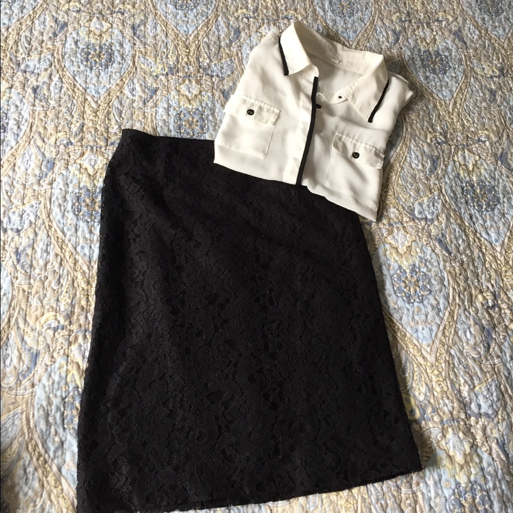 Banana republic black lace skirt