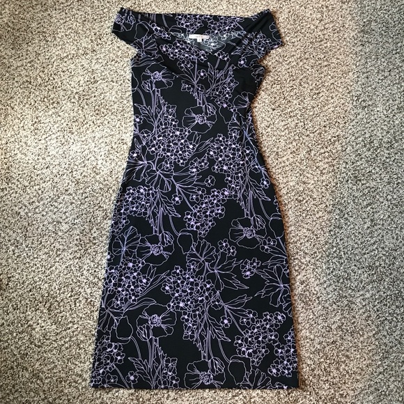 Off the shoulder purple floral dress - Picture 3 of 4