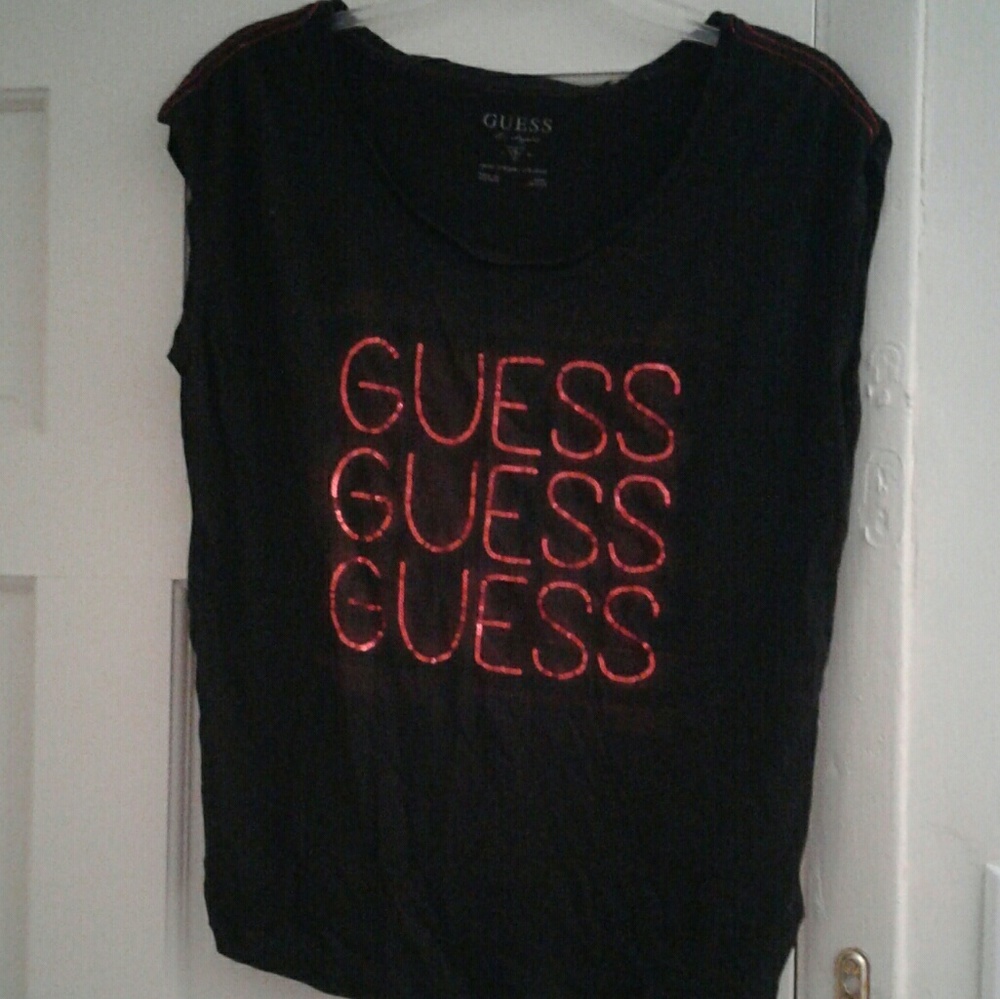 Short sleeve/sleeveless Guess shirt